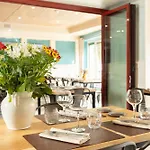 Hotel Logis Restaurant Family & Meyrueis