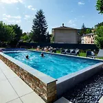 Hotel Logis Restaurant Family & 3*