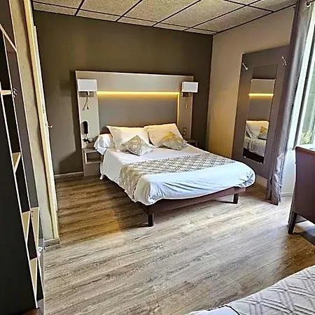 Logis Restaurant Family & Hotel 3*