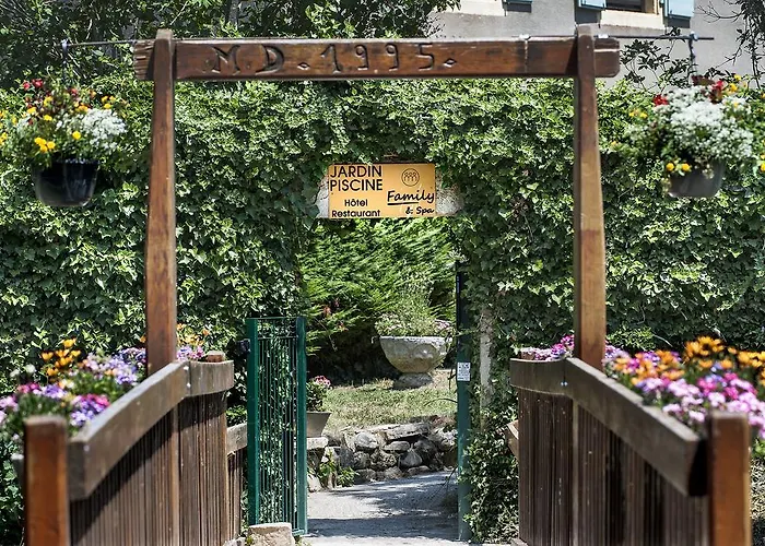 Logis Restaurant Family & Hotel 3*